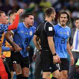 La FIFA suspend quatre joueurs uruguayens pour mauvaise conduite lors