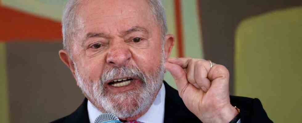 Lula limoge le chef de larmee deux semaines apres la