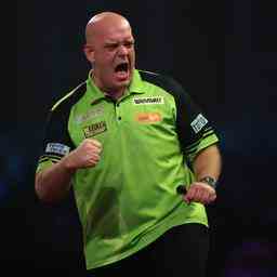 Van Gerwen impressionne a nouveau et atteint facilement les demi finales