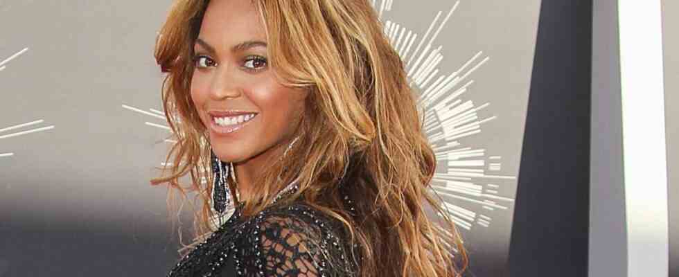 Beyonce devient lartiste avec le plus de Grammy Awards de