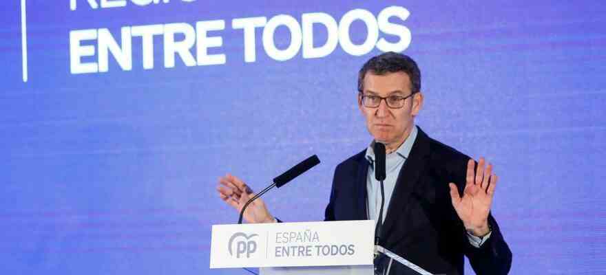 Feijoo reunit le PP a Valence pour exposer son experience