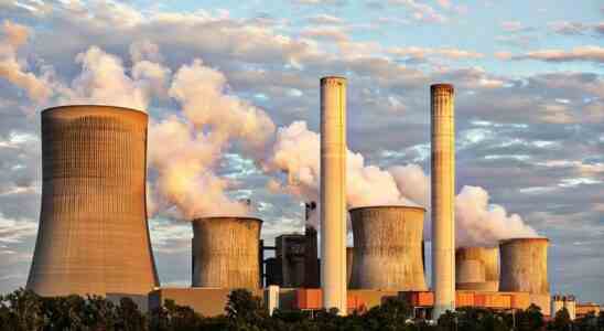 Greenpeace va denoncer la CE pour avoir traite lenergie nucleaire