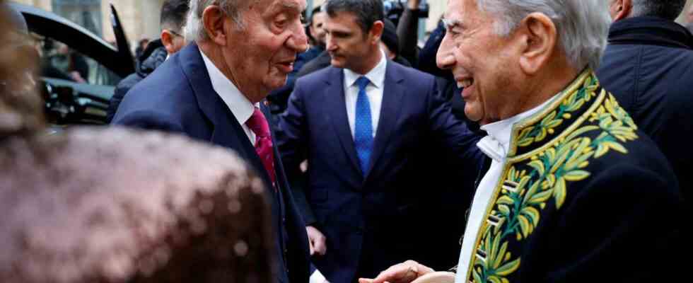 La ceremonie Vargas Llosa a Paris tremplin pour le retour