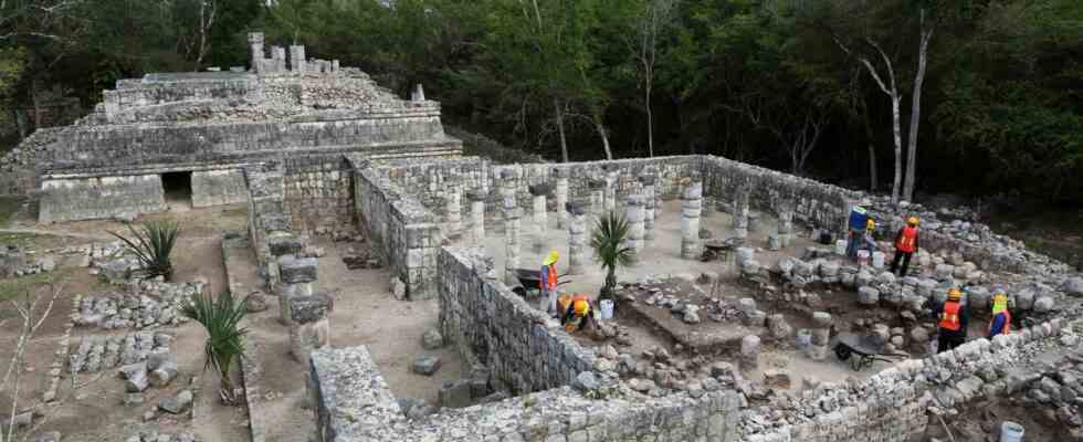 La tombe et la maison dun souverain maya decouvertes a