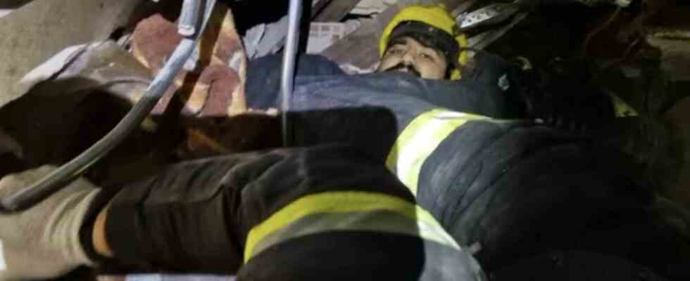 La video des pompiers valenciens qui sauvent un jeune homme