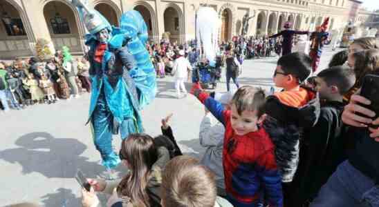 Le carnaval des enfants prend le coeur de Saragosse
