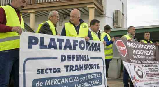 Le secteur des transports canarien accepte une greve illimitee a