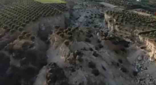 Limpressionnant drone visionne la video de la rupture dune faille