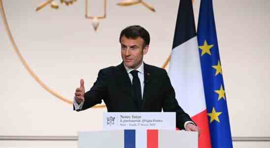 Macron revendique le soft power face au declin de linfluence