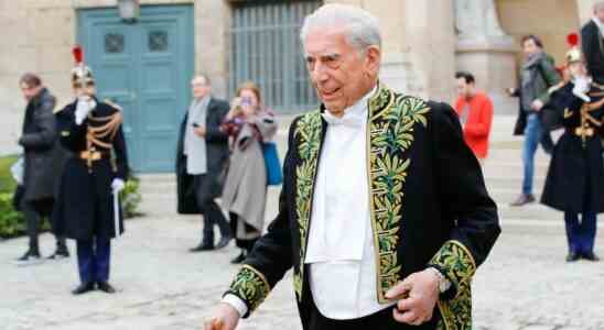 Mario Vargas Llosa devient un immortel ephemere de lAcademie francaise