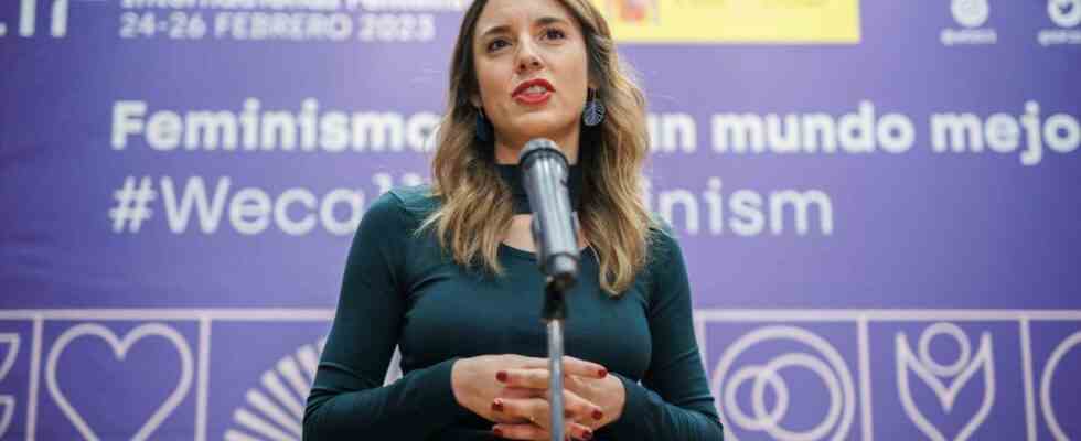 Montero demande au PSOE de sasseoir pour reformer la loi