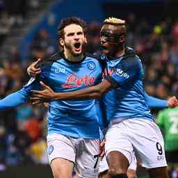 Napoli se rapproche du titre en Serie A apres une