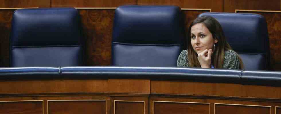 Podemos fait pression sur le PSOE et lexhorte a traiter