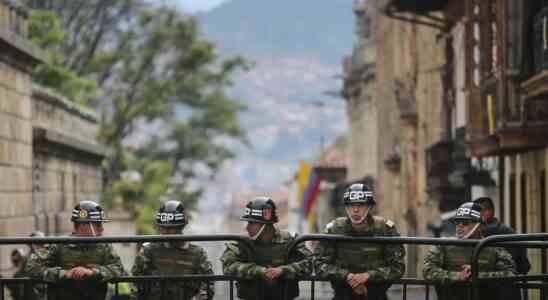 Un tireur delite tue un soldat colombien