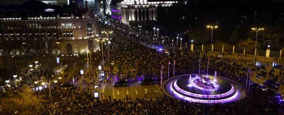 8 M en direct Crevaison dans les manifestations a