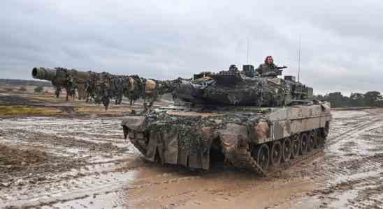 Chars Ukraine Les chars allemands Leopard 2 sont deja
