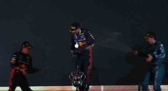 Coupe du monde de F1 Max Verstappen remporte le