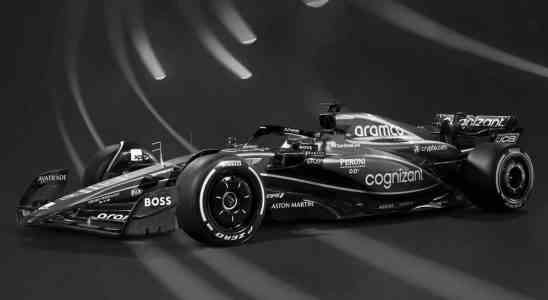 Formule 1 podium de Fernando Alonso et parts dAston Martin