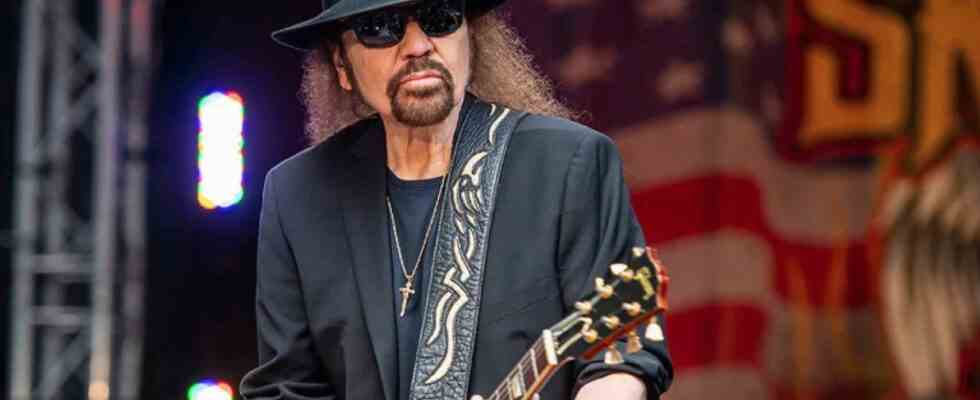 Gary Rossington guitariste et membre fondateur de Lynyrd Skynyrd decede