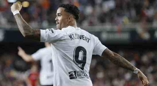 Kluivert donne une pause a Valence
