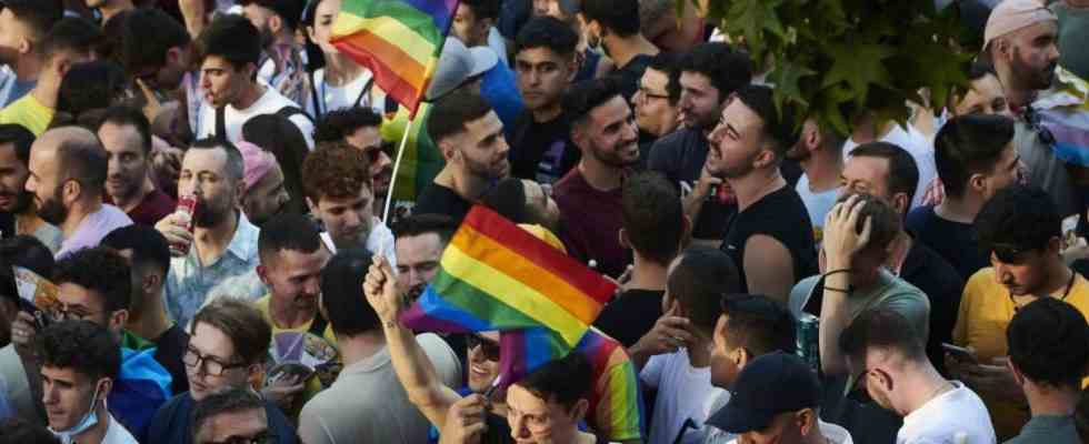 LEglise catholique en Allemagne benira les couples homosexuels a partir
