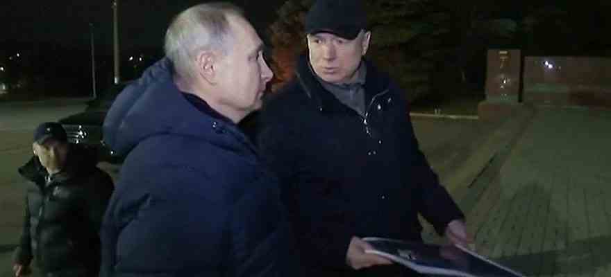 La surprise de Poutine visite la ville occupee de Marioupol