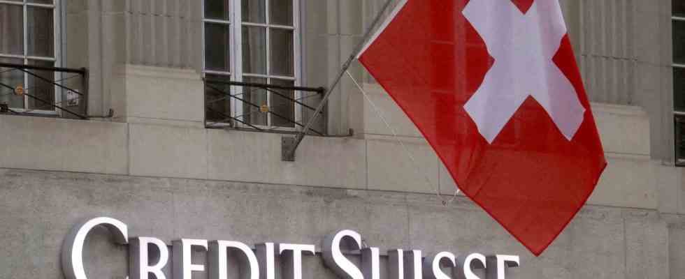 Le Credit Suisse demande a la Banque de Suisse de