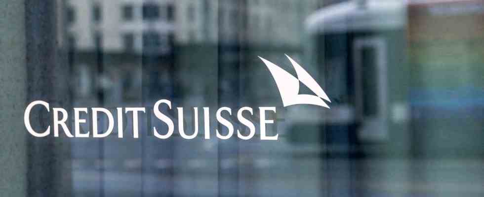 Le Credit Suisse emprunte 506 milliards deuros a la banque