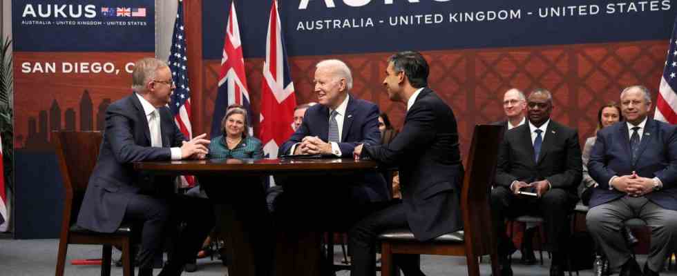 Les Etats Unis le Royaume Uni et lAustralie renforceront le sous marin nucleaire