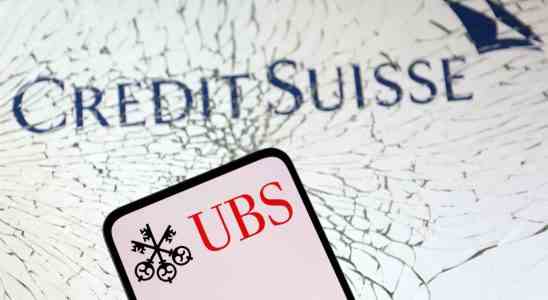 Negociations contre la montre avec UBS pour eviter sa chute