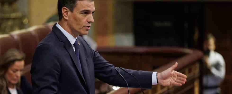 Sanchez fait leloge de la coalition et demande a Podemos