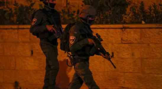 Trois blesses et un mort dans une fusillade a Tel Aviv