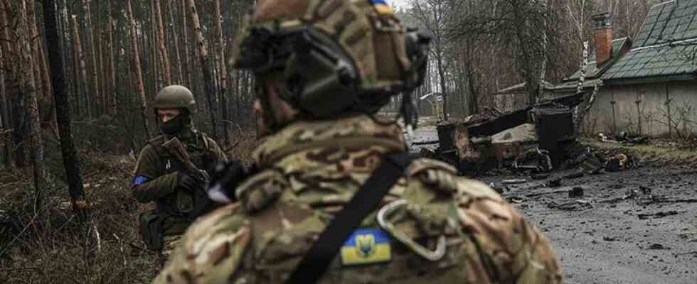 Un groupe terroriste ukrainien attaque Briansk Russie tue un homme