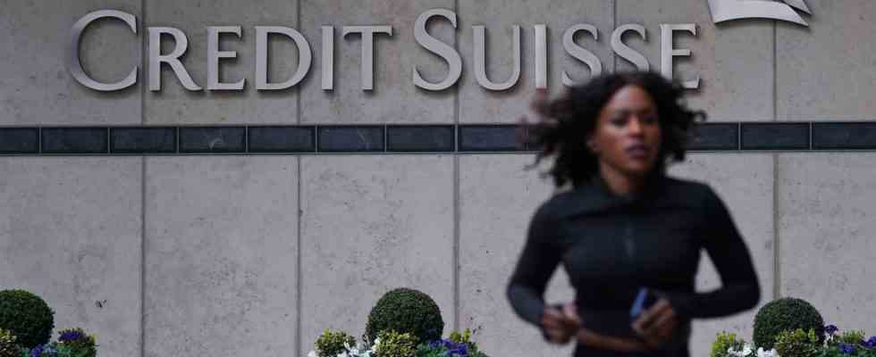 cinq cles pour lavenir du Credit Suisse UBS en Espagne