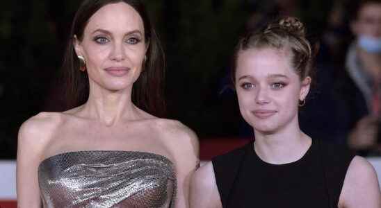 Angelina Jolies daughter Shiloh Jolie Pitt is her mothers doppelganger