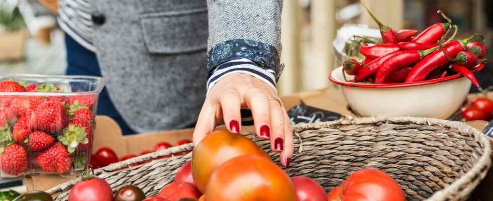 Eat organic the 12 foods to buy as a priority