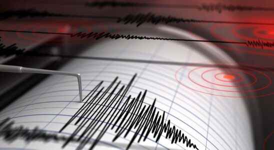 How do you find the epicenter of an earthquake
