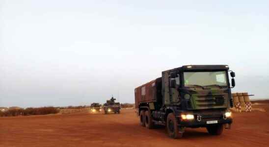 In the spotlight the military convoy wandering in the Sahel