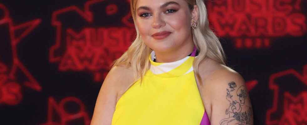 Louane stands out in two dazzling Dior outfits
