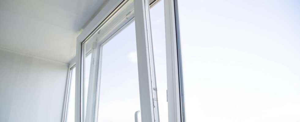 These smart windows ensure the renewal of indoor air
