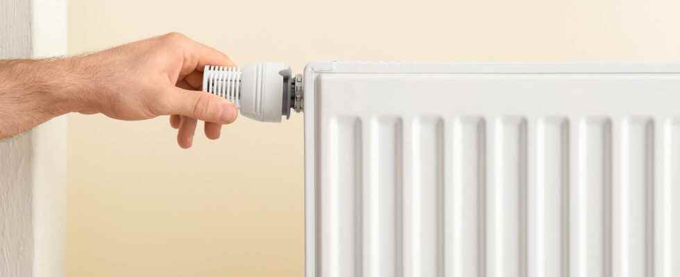 What is the cost of installing an electric heater