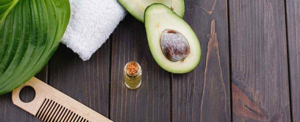 Anti aging an avocado beauty mask to make yourself