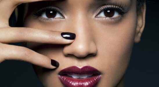 Chanel unveils Lipscanner a makeup application