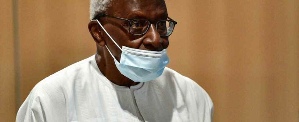 Death in Dakar of Lamine Diack former boss of world