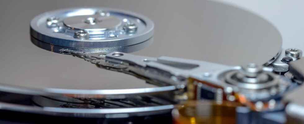 Partition a hard drive or an SSD why and how