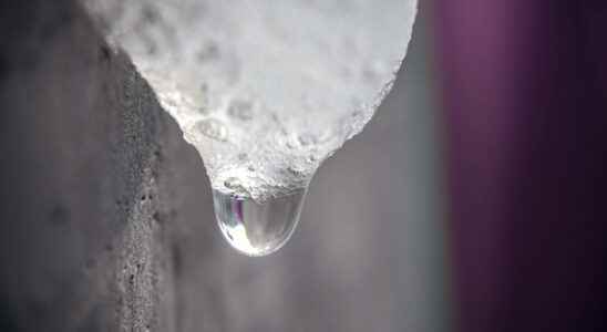 Researchers lower the freezing point of water to 44 °