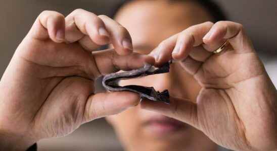 The first flexible and washable battery