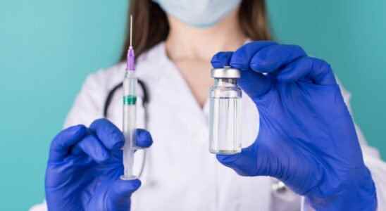 4th dose of Covid vaccine indications in France effective