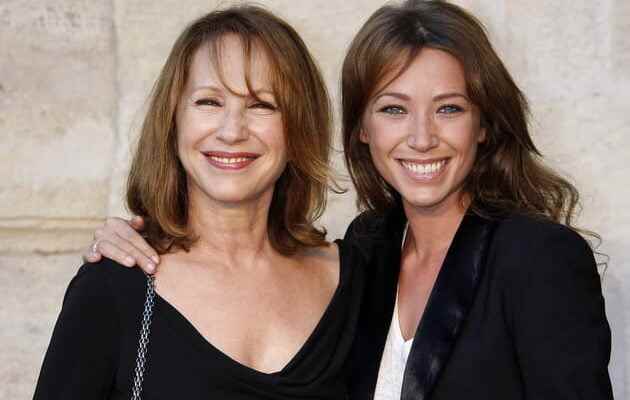50 beautiful and famous mother daughter duos