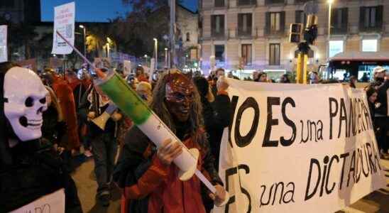 Catalonia abandons the sanitary pass deemed ineffective against Omicron